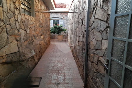 Casa à venda com 5 quartos, sendo 1 suíte,  em Jardim Anhangüera, Ribeirão Preto, SP