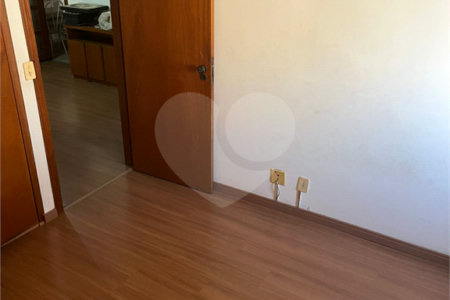 Apartamento à venda com 4 suítes em Vila Uberabinha, São Paulo, SP