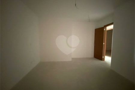Apartamento à venda com 3 suítes em Santana, São Paulo, SP