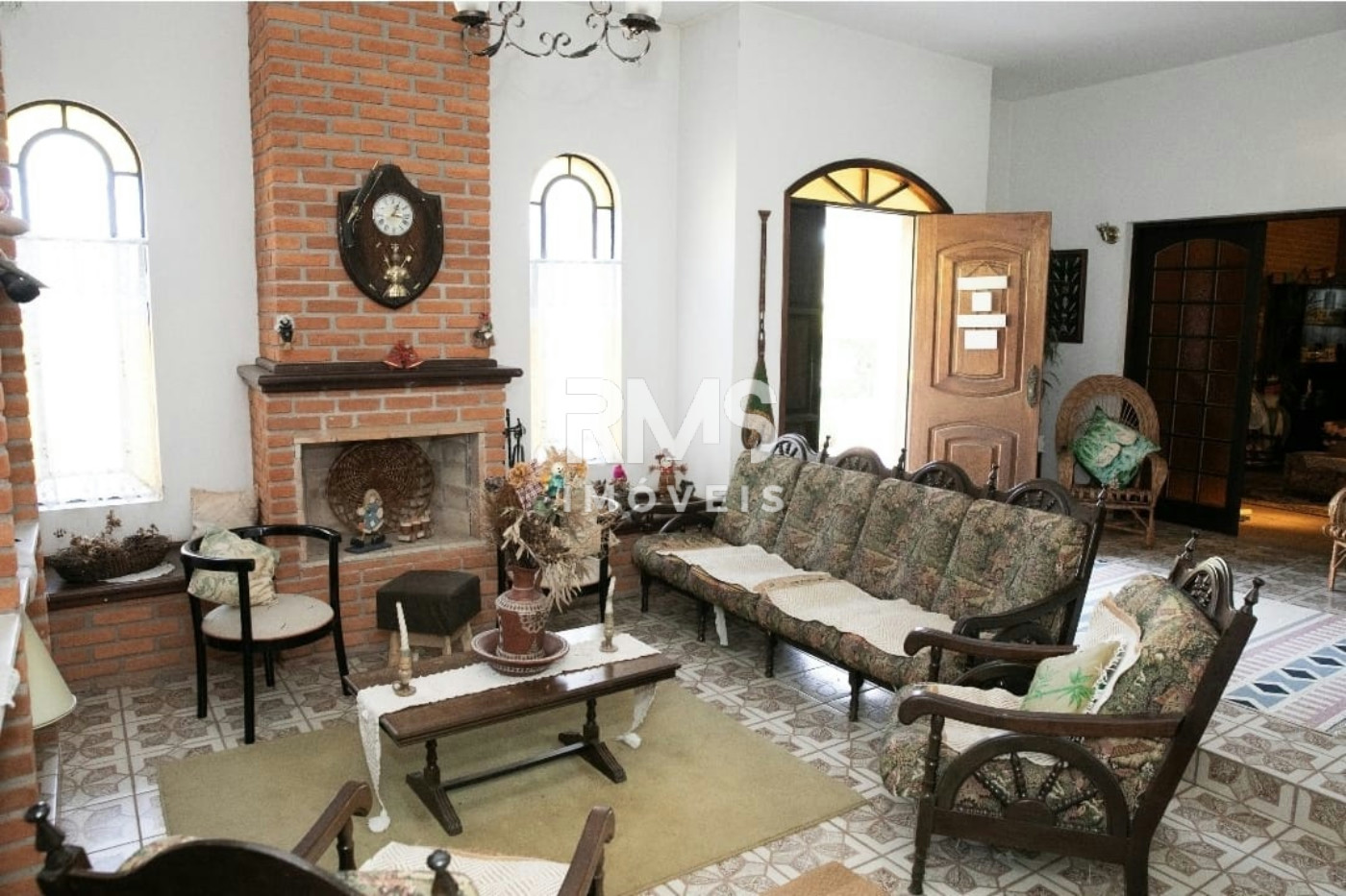 Chácara à venda com 4 quartos, sendo 1 suíte,  em Colinas do Mosteiro de Itaici, Indaiatuba, SP