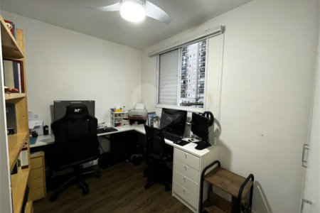 Apartamento à venda com 2 quartos, sendo 1 suíte,  em Vila Praia, São Paulo, SP
