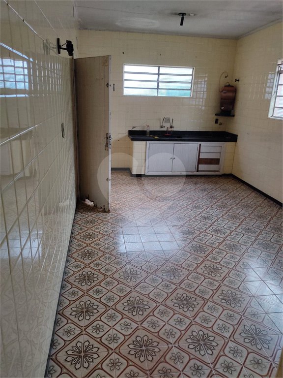 Casa à venda com 3 quartos no Centro, Araraquara, SP