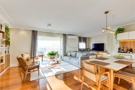 Apartamento à venda com 3 quartos, sendo 2 suítes,  em Jardim Marajoara, São Paulo, SP