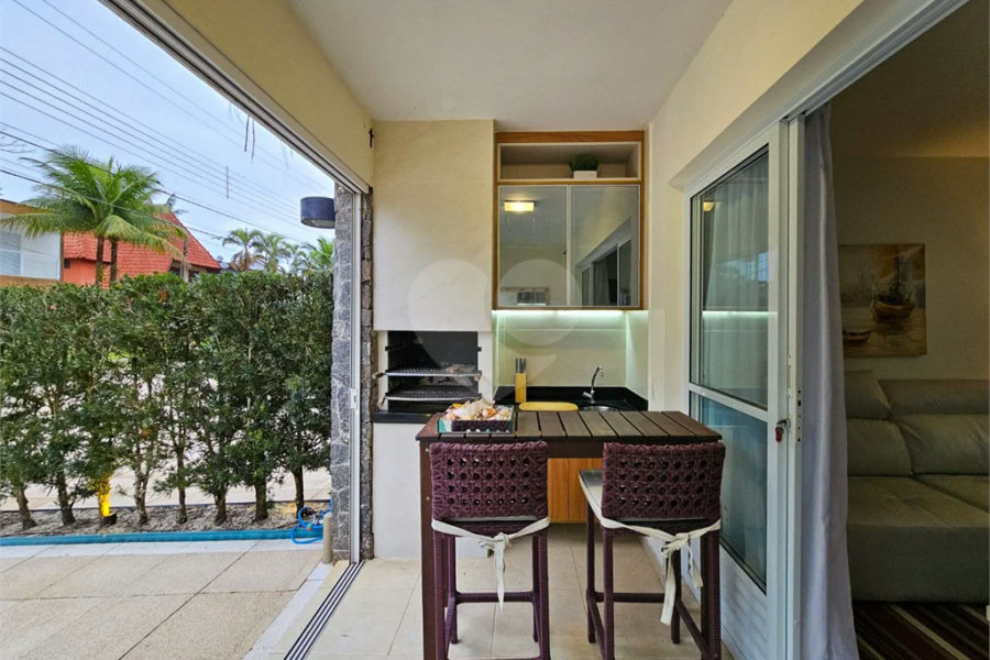 Villagio à venda com 3 quartos, sendo 1 suíte,  em Riviera de São Lourenço, Bertioga, SP