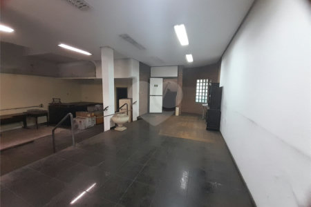 Prédio Comercial na Av. São Carlos - Excelente Oportunidade no Centro da Cidade