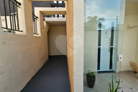 APTO TERREO COM QUINTYAL AMPLO, 2 QUARTOS 1 SUITE ,R$ 440 MIL
