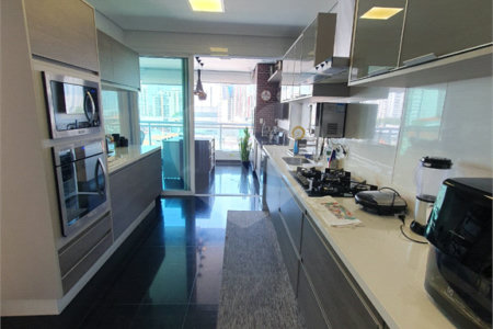 Apartamento à venda com 4 quartos, sendo 3 suítes, em Vila Santo Estevão, São Paulo, SP