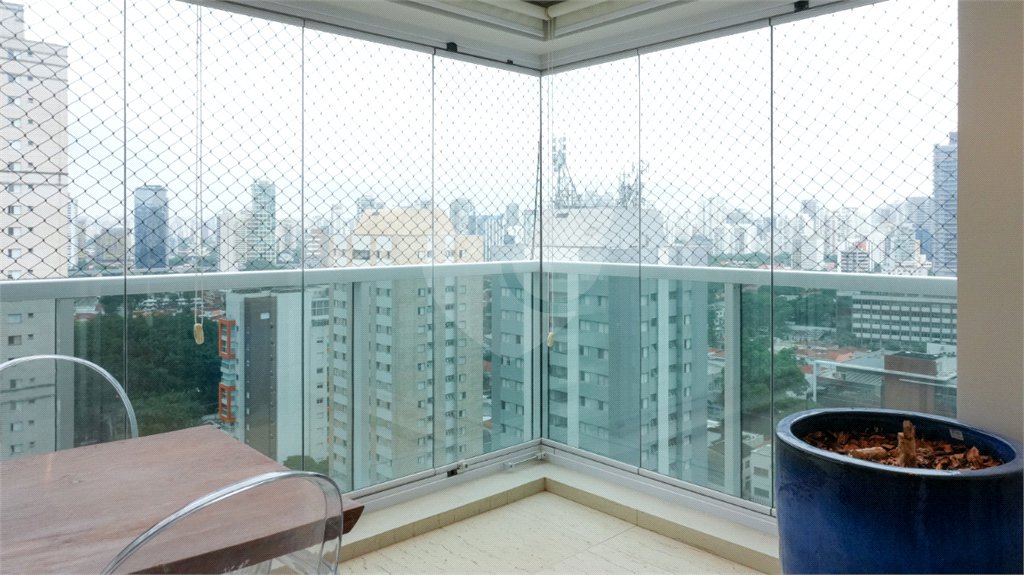 Apartamento à venda com 3 suítes em Brooklin, São Paulo, SP