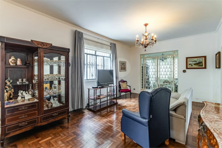 Casa à venda com 3 quartos, sendo 1 suíte, em Jardim Paulista, São Paulo, SP