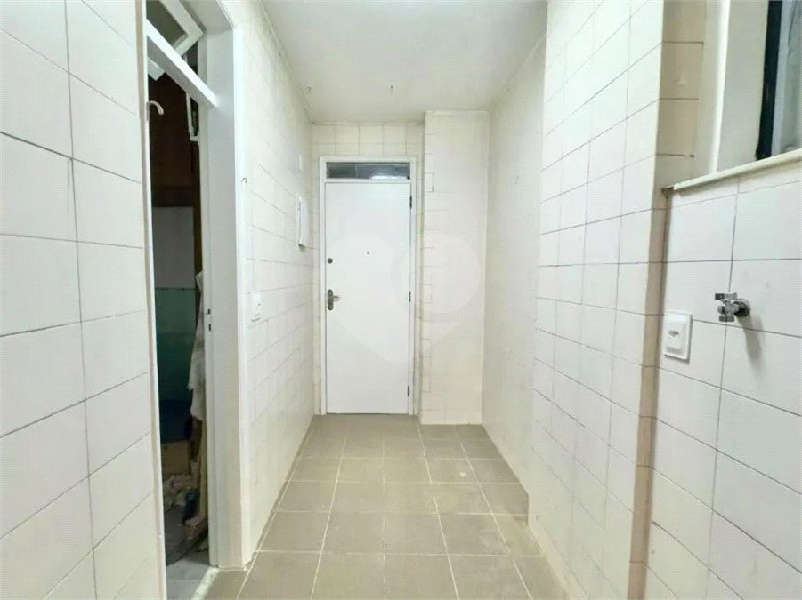 Apartamento à venda com 3 quartos, sendo 1 suíte,  em Leblon, Rio de Janeiro, RJ