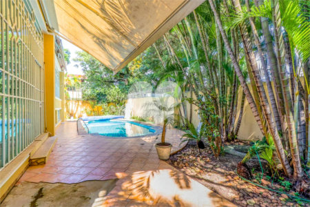 Casa de Vila à venda com 4 quartos, sendo 2 suítes,  em Butantã, São Paulo, SP