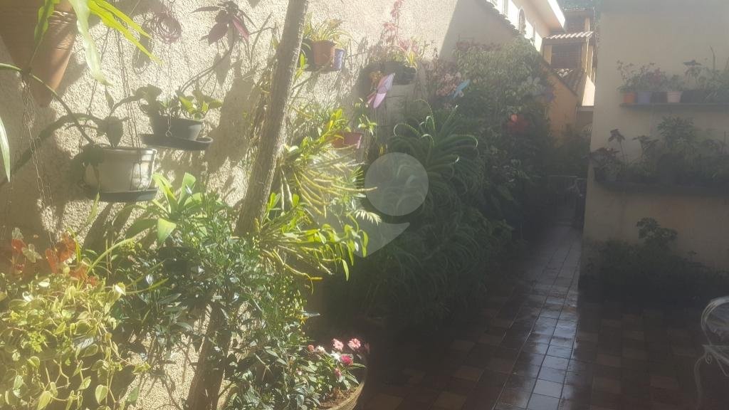 Casa à venda com 3 quartos, sendo 1 suíte, no condomínio Residencial Tremembé, São Paulo - SP