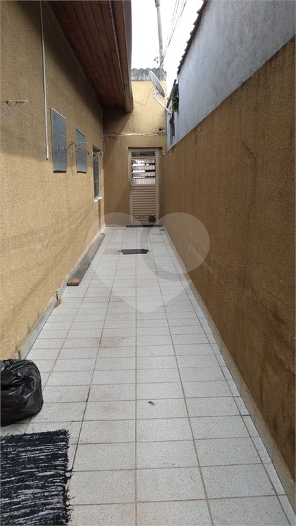 Casa à venda com 4 quartos em Jardim Guimarães, Guarulhos, SP