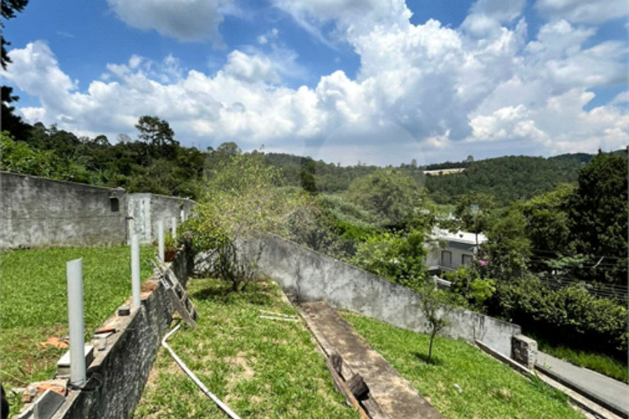 Casa à venda com 5 quartos em Luiz Fagundes, Mairiporã, SP