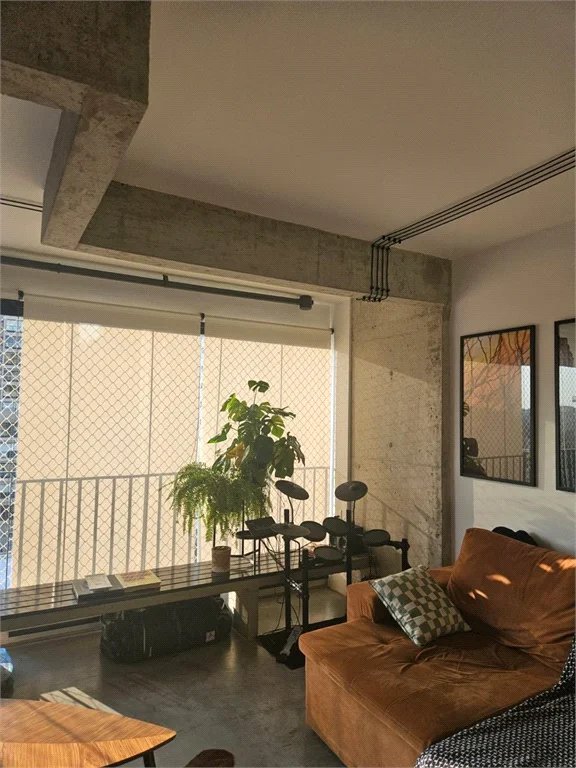 Apartamento à venda com 2 quartos, sendo 1 suíte, em Pinheiros, São Paulo, SP