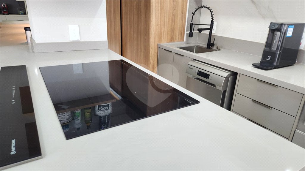 Apartamento à venda com 2 suítes em Tatuapé, São Paulo, SP