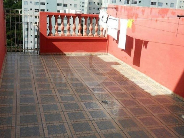 Sobrado à venda com 3 quartos, sendo 1 suíte,  em Vila Irmãos Arnoni, São Paulo, SP