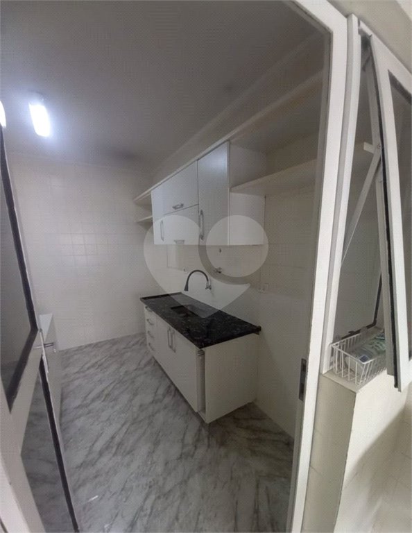 Apartamento à venda com 3 quartos, sendo 1 suíte,  em Vila Olímpia, São Paulo, SP