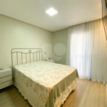 Sobrado à venda com 3 quartos, sendo 1 suíte, em Vila Nivi, São Paulo, SP
