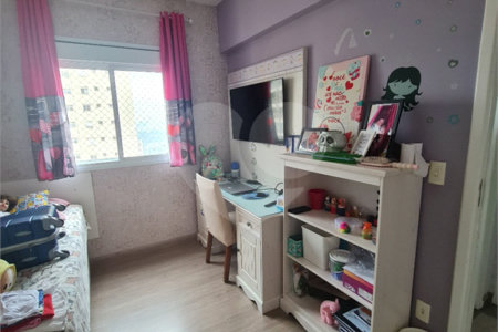 Apartamento à venda com 3 quartos, sendo 2 suítes, no Centro, São Bernardo do Campo, SP