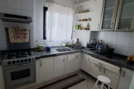 Apartamento à venda com 3 suítes em Sítio São José, Suzano, SP