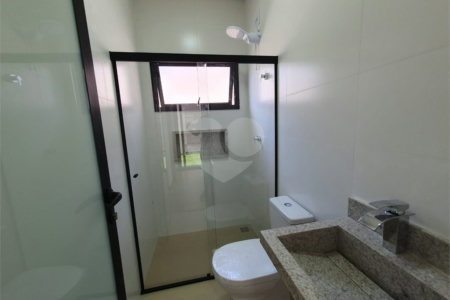 Casa à venda com 3 suítes no condomínio Via Castelli, Louveira - SP