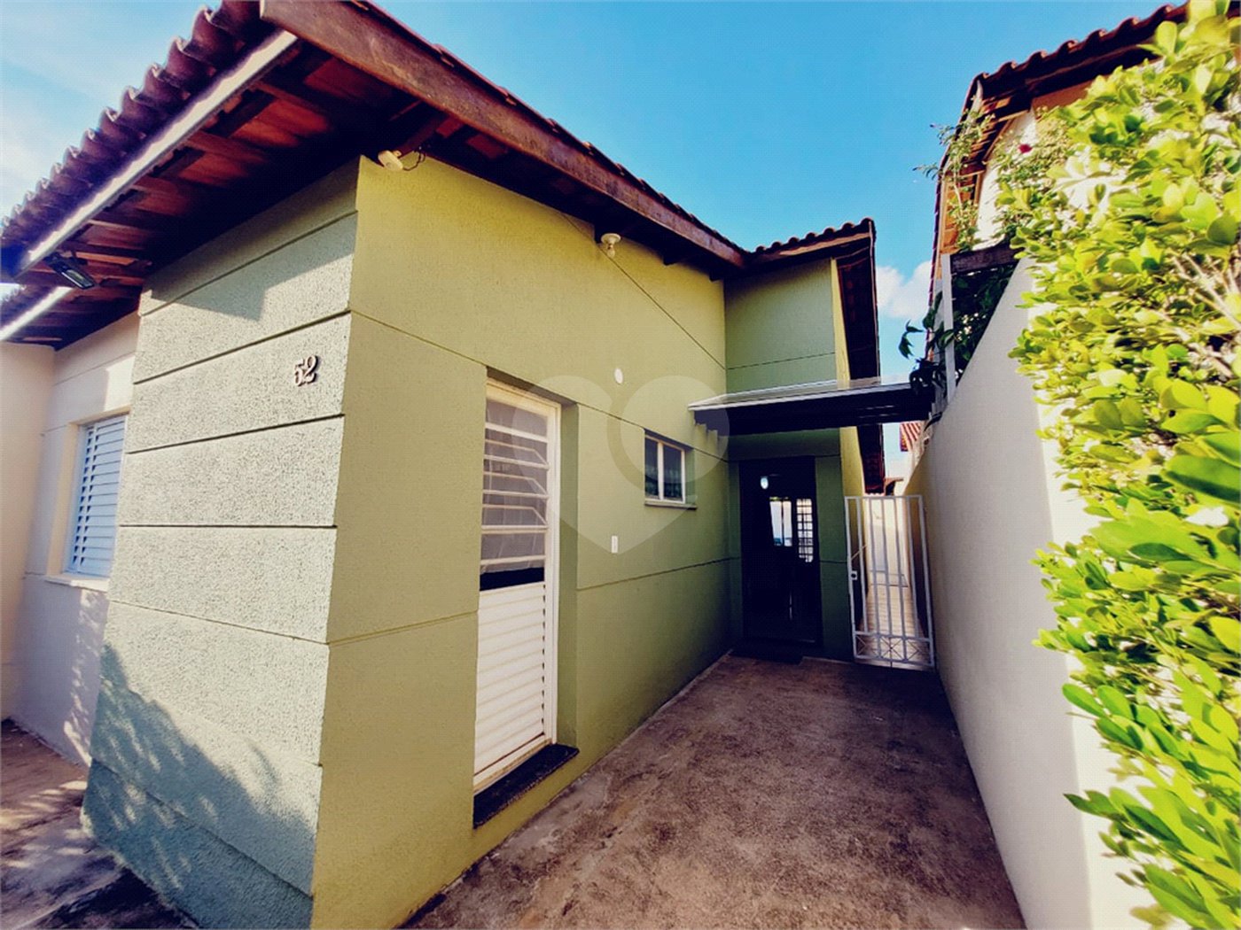 Casa à venda com 2 quartos, sendo 1 suíte, no condomínio Villa das Palmeiras, Indaiatuba - SP