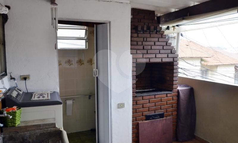 Sobrado na Saúde (2 casas c/2 quartos cada uma/entradas separadas)