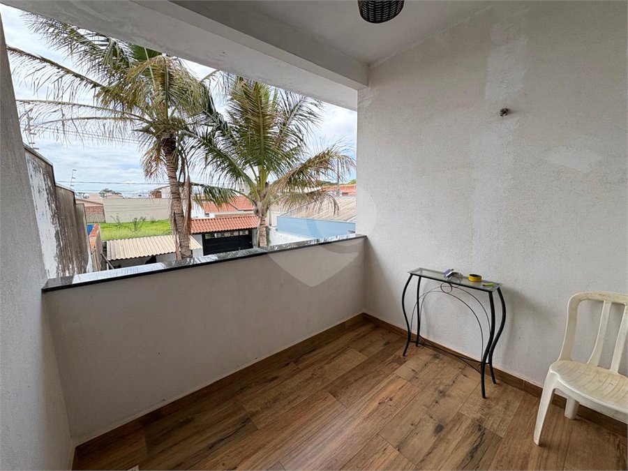 CASA A VENDA N EMBARÉ