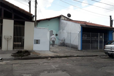 Casa à venda com 2 quartos em Jardim Castanheira, São José dos Campos, SP