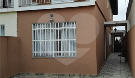 Casa à venda com 4 quartos, sendo 3 suítes,  em Vila Polopoli, São Paulo, SP