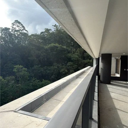 Apartamento à venda com 4 suítes em Vila Cordeiro, São Paulo, SP