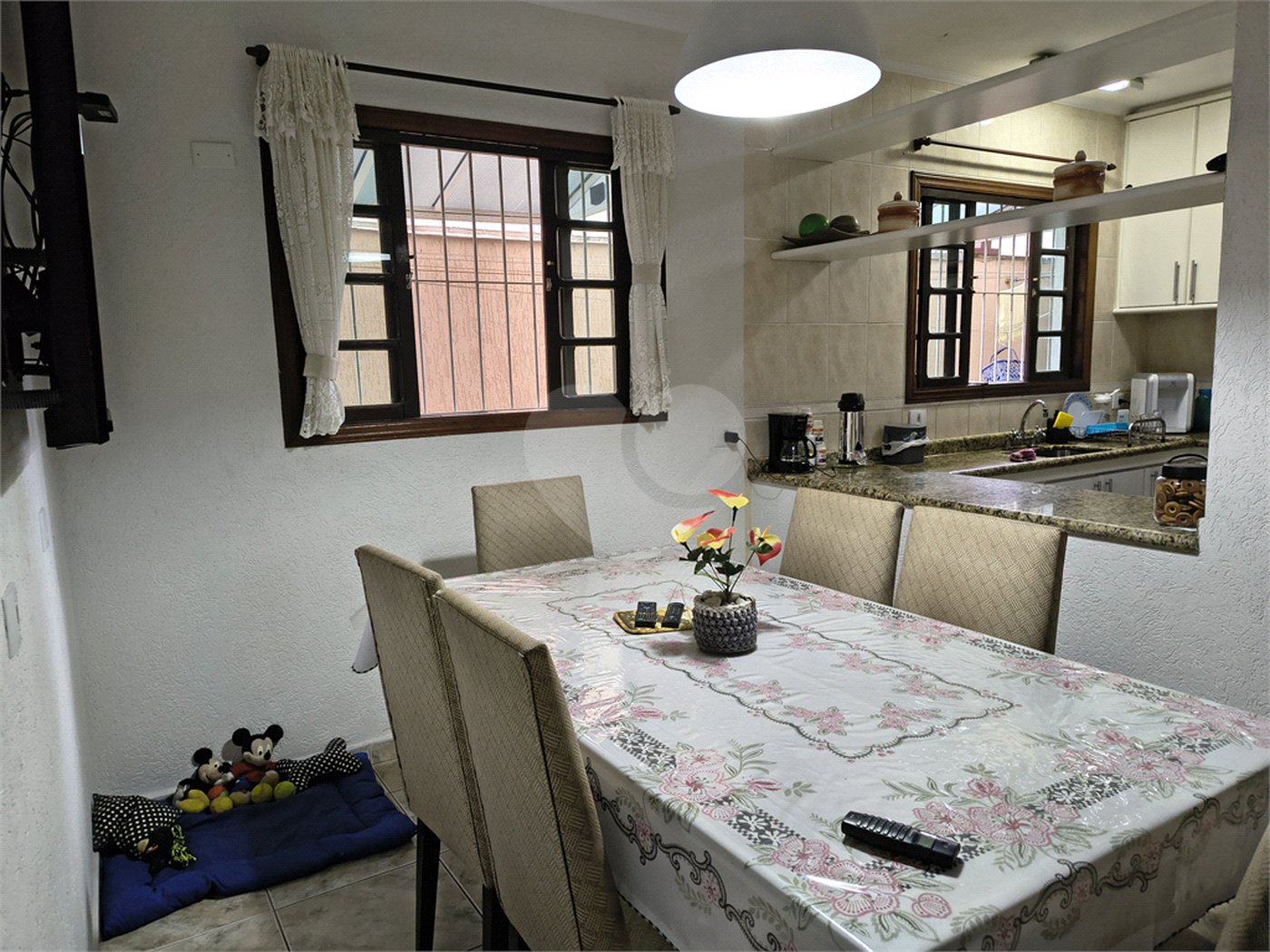 Sobrado à venda com 3 quartos, sendo 1 suíte, em Tremembé, São Paulo, SP