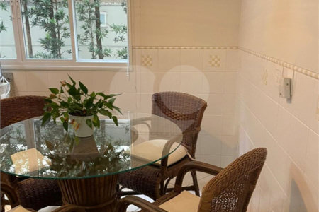 Casa à venda com 3 suítes no condomínio Villagio Di Verona, Vinhedo - SP