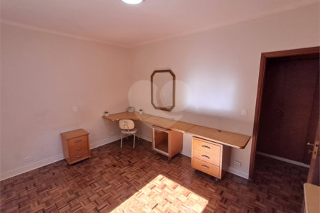 Sobrado para alugar com 4 quartos, sendo 1 suíte, em Água Fria, São Paulo, SP