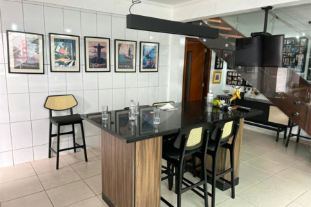 Casa à venda com 2 suítes no condomínio Residencial, Mogi das Cruzes - SP