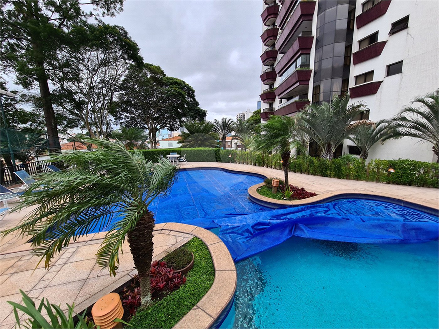 Apartamento à venda com 3 suítes em Água Fria, São Paulo, SP