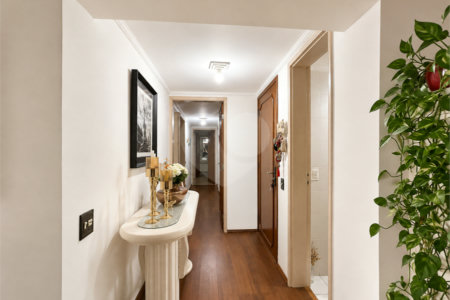 Apartamento à venda com 3 quartos, sendo 1 suíte, em Alto da Boa Vista, São Paulo, SP