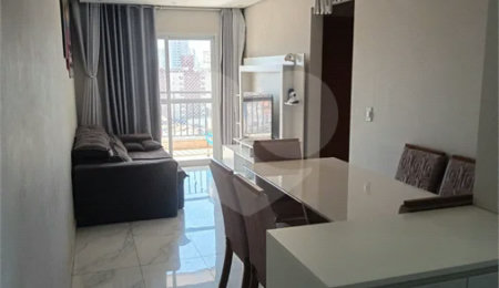 Apartamento à venda com 2 quartos, sendo 1 suíte,  em Ponte Grande, Guarulhos, SP