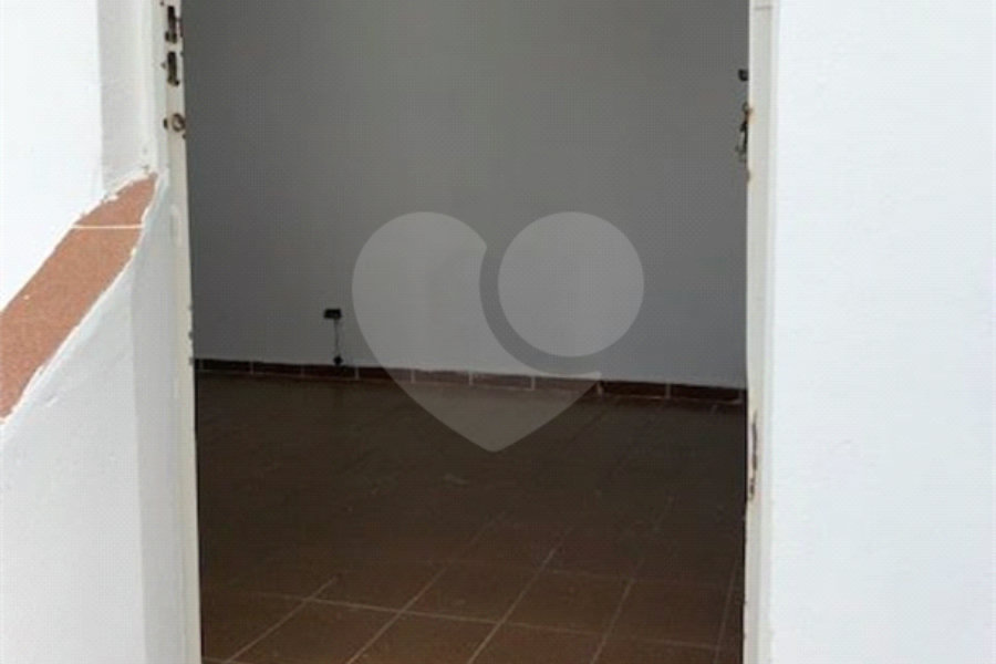 Sobrado à venda com 3 quartos, sendo 1 suíte, em Tremembé, São Paulo, SP