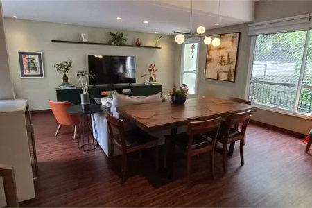 Casa à venda com 3 quartos, sendo 1 suíte,  no condomínio Townhouse Village Morumbi, São Paulo - SP