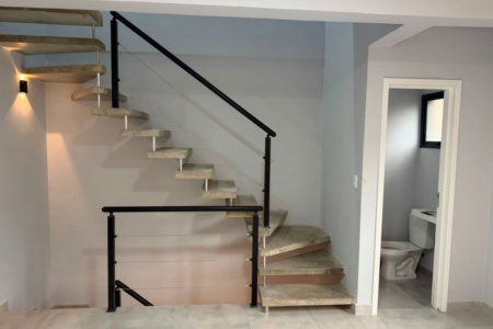 Casa com 2 dormitórios à venda, 116 m² por R$ 650.000,00 - Marapé - Santos/SP