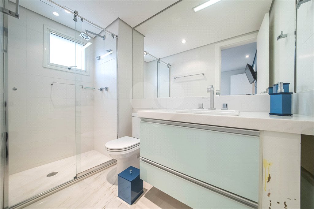 Apartamento à venda com 3 quartos, sendo 2 suítes, em Vila Mariana, São Paulo, SP