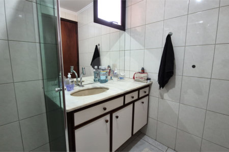 Apartamento à venda com 3 quartos, sendo 1 suíte, em Vila Seixas, Ribeirão Preto, SP