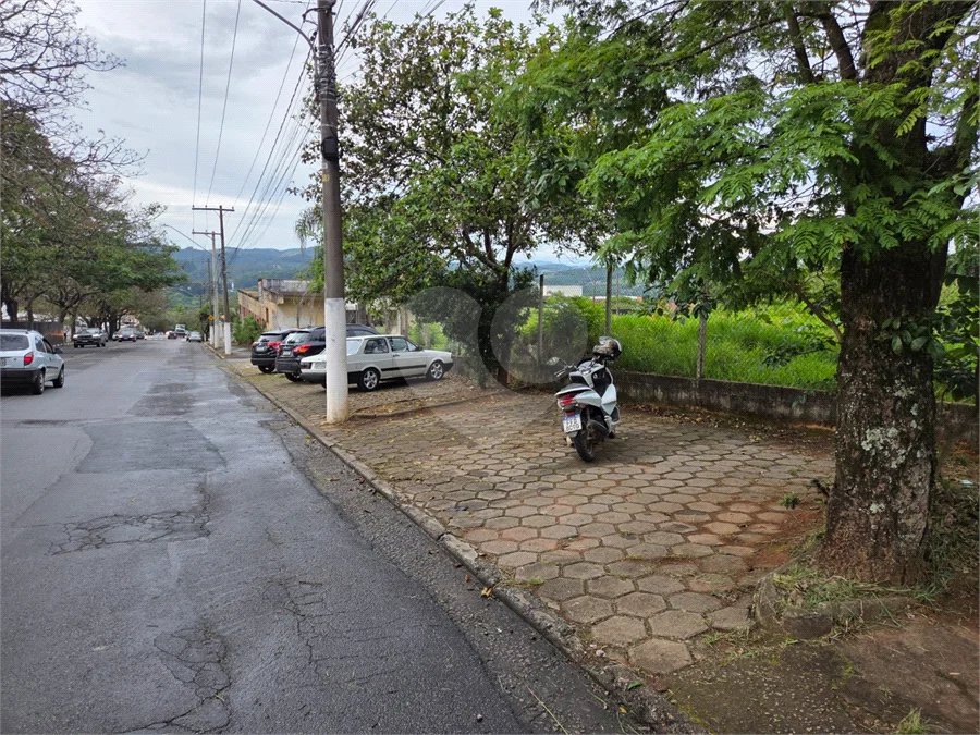 Área nobre COMERCIAL no entorno do centro de Atibaia.