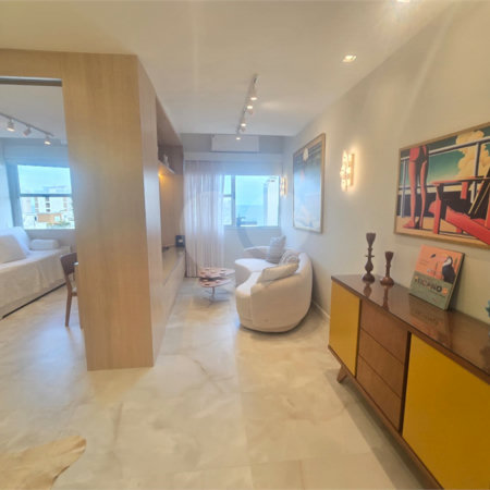 Apartamento à venda ou para alugar com 2 quartos, sendo 1 suíte, em Leblon, Rio de Janeiro, RJ