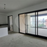 Apartamento à venda com 3 suítes em Chácara Santo Antônio, São Paulo, SP