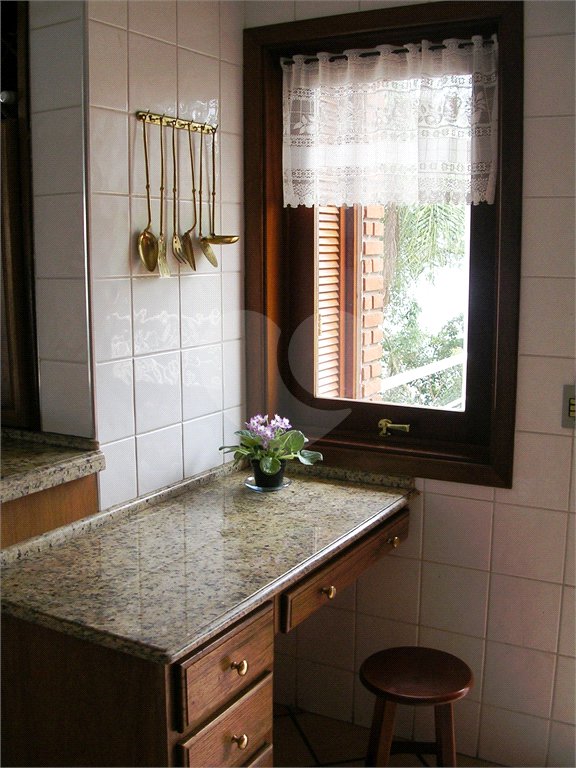 Casa de Vila à venda ou para alugar com 4 suítes em Guarapiranga, São Paulo, SP