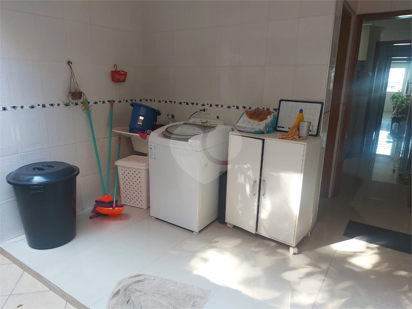 Sobrado à venda com 3 quartos, sendo 1 suíte, em Tremembé, São Paulo, SP