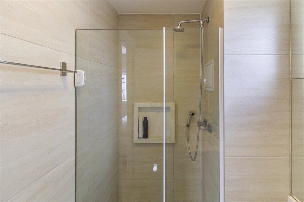 Apartamento à venda com 3 quartos, sendo 1 suíte, em Jardim Vazani, São Paulo, SP